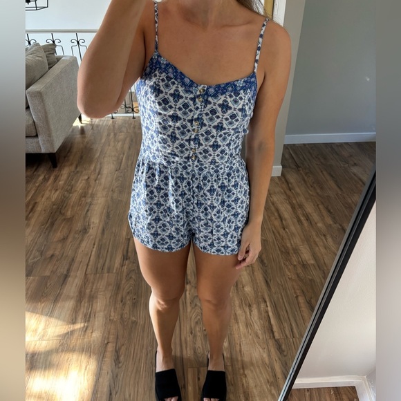 American Eagle Blue and White Romper - Picture 1 of 5